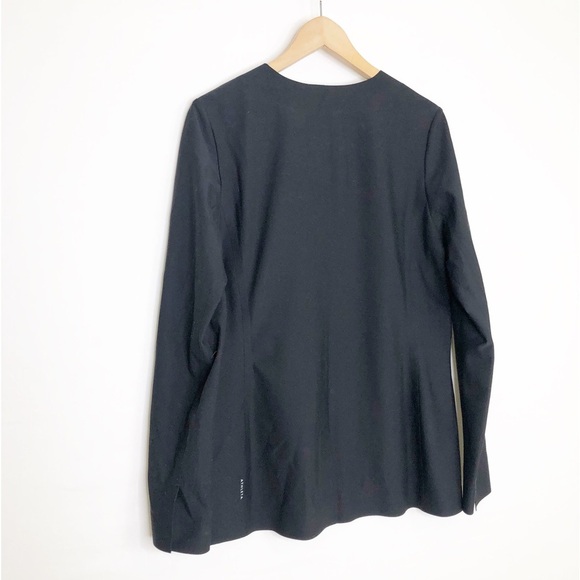 Athleta, black Avenue blazer - Picture 7 of 10